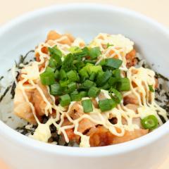 とり唐揚げ丼